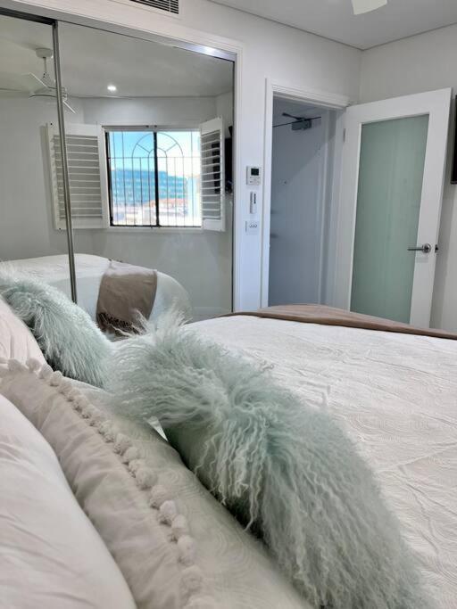 Bondi Beach Waves Beachfront Apartment Sydney Exterior foto