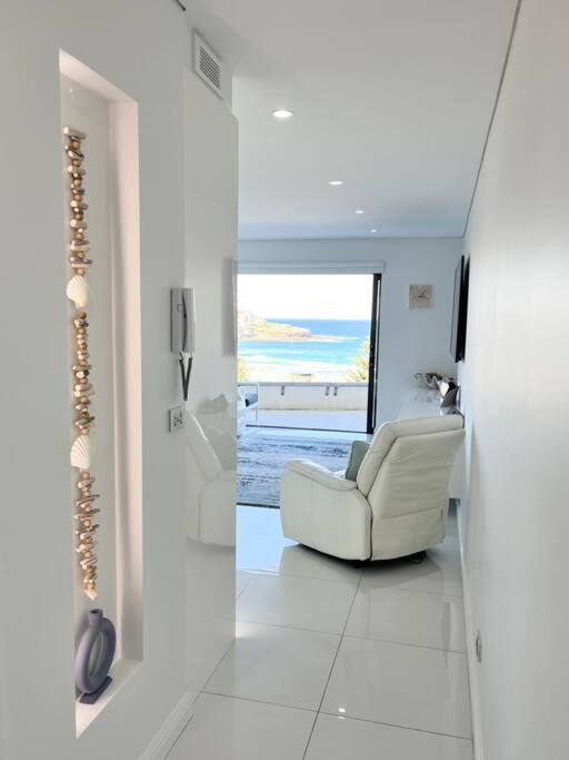 Bondi Beach Waves Beachfront Apartment Sydney Exterior foto