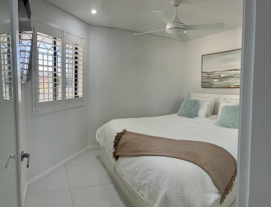 Bondi Beach Waves Beachfront Apartment Sydney Exterior foto